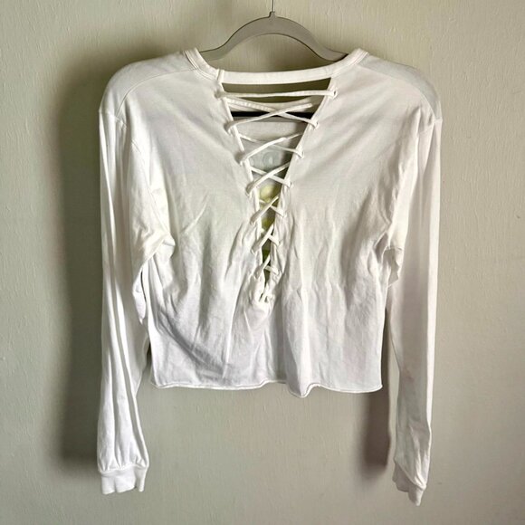 VICTORIA’S SECRET PINK Cropped Shamrocked Long Sleeve Shirt Laced Back, Small - Picture 3 of 3